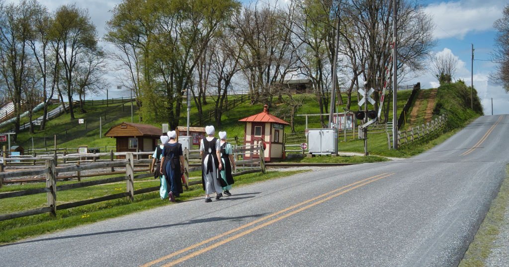 amish female names
