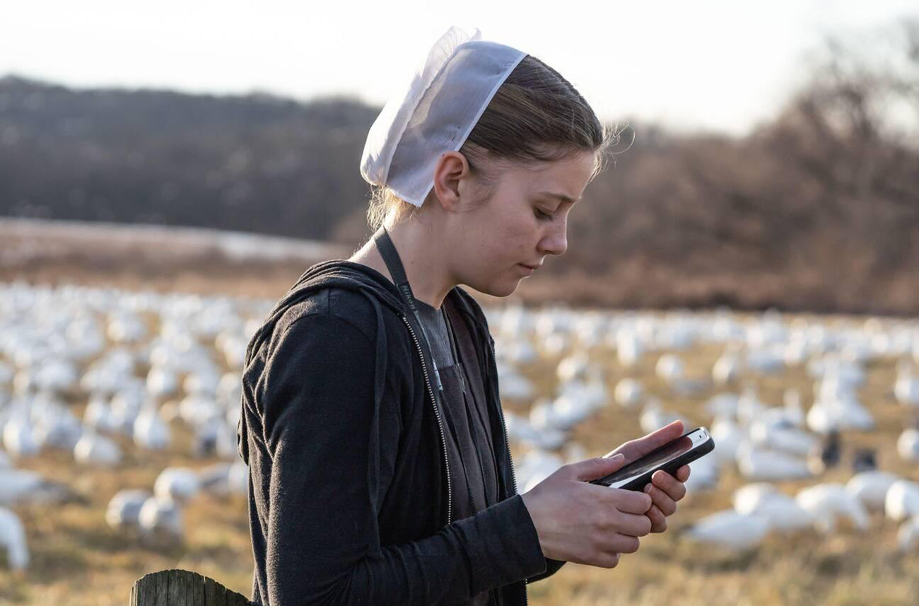 Do the Amish Use Cell Phones? (A Cultural Guide) Amish Baskets
