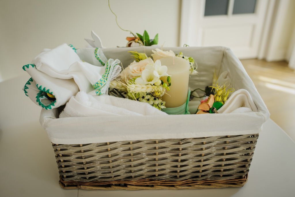 guest room basket ideas