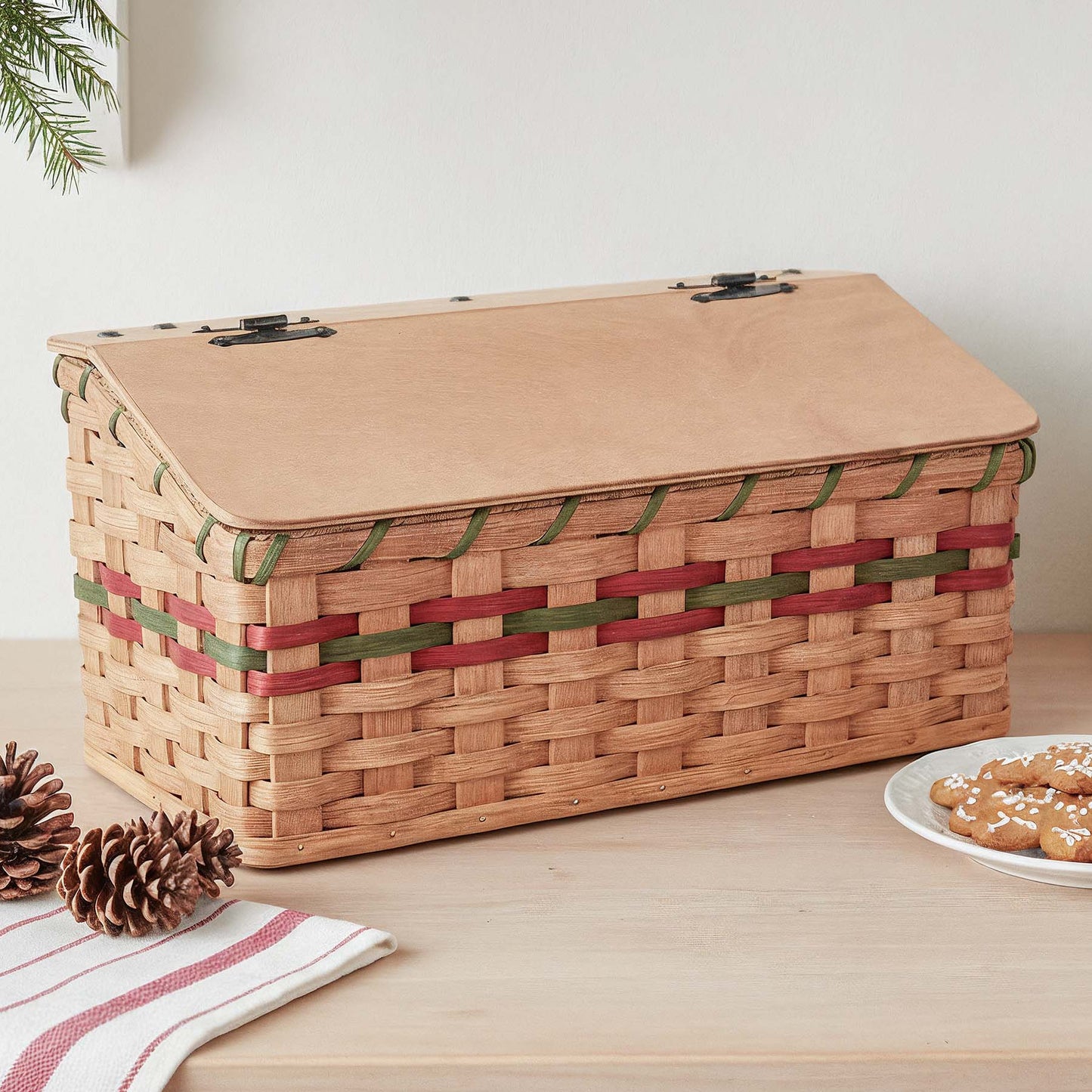 Amish Bread Box | Woven Wooden Countertop Storage w/Lid Wine & Green