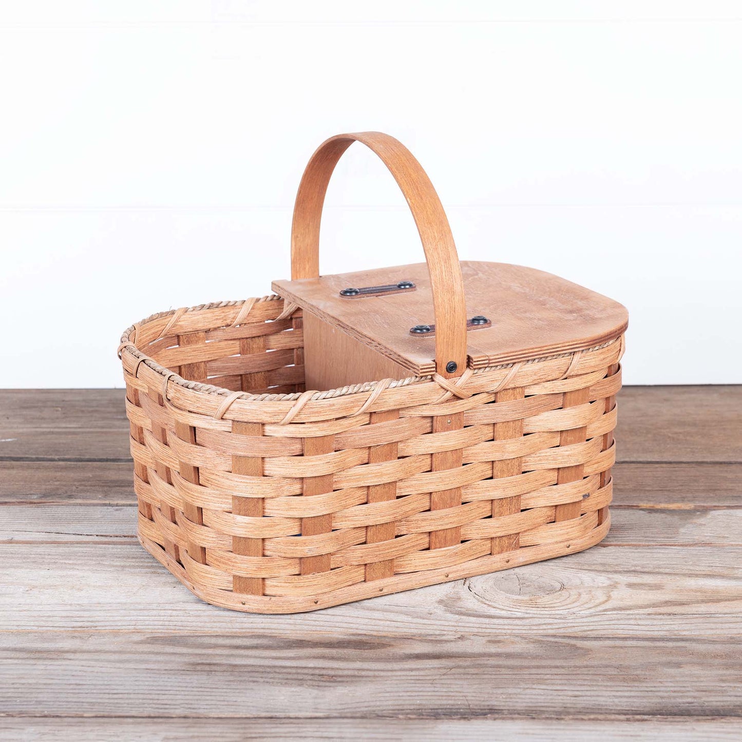 SALE! Small Vintage Picnic Basket With Open End & Center Divider