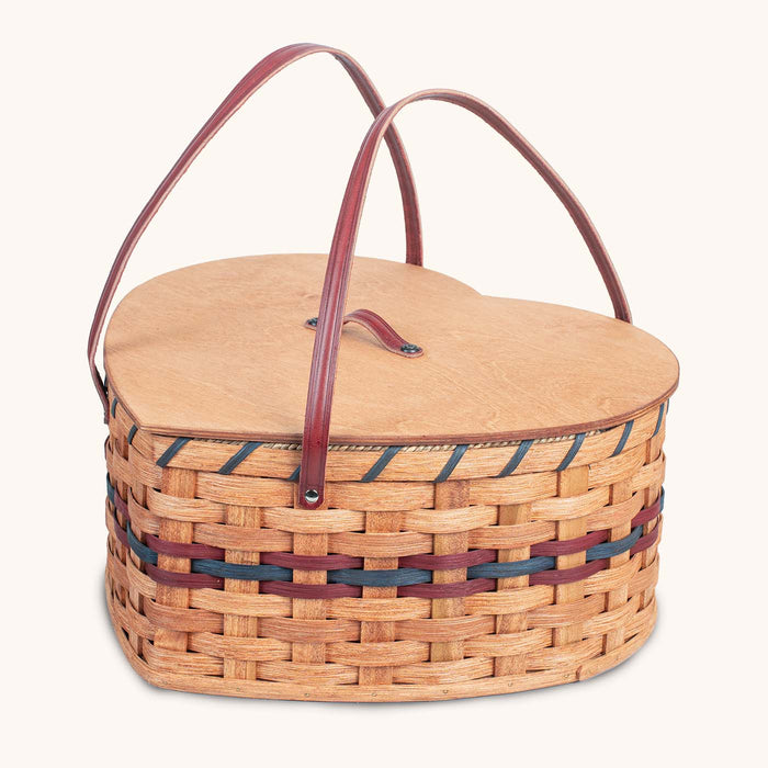 Heart Shaped Picnic Basket  Vintage Heirloom Amish Wicker Basket — Amish  Baskets