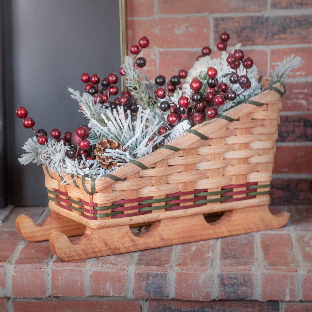 Santa’s Christmas Sleigh Centerpiece