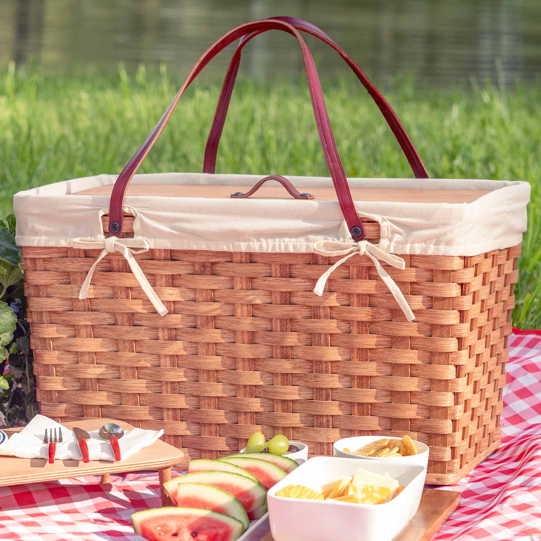Extra-Large Picnic Basket | Giant Amish Woven Wicker Picnic Hamper Plain