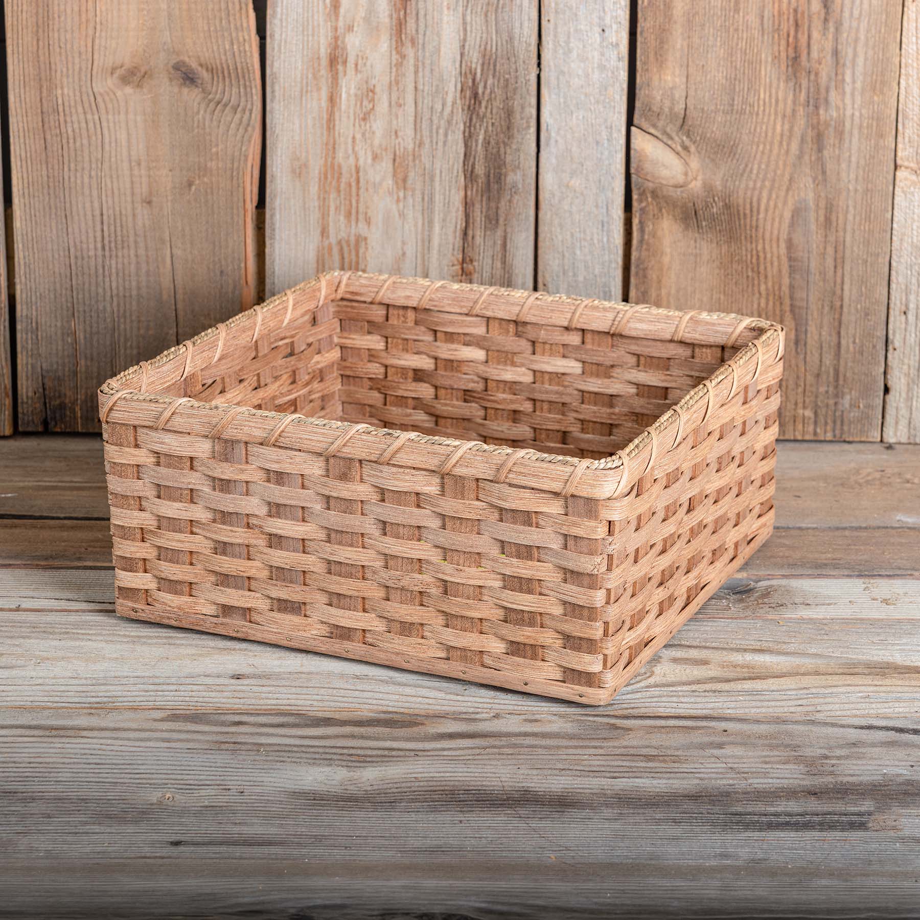SALE! 16" x 15" x 7" Tall Amish Handmade Rectangle Basket w/Feet