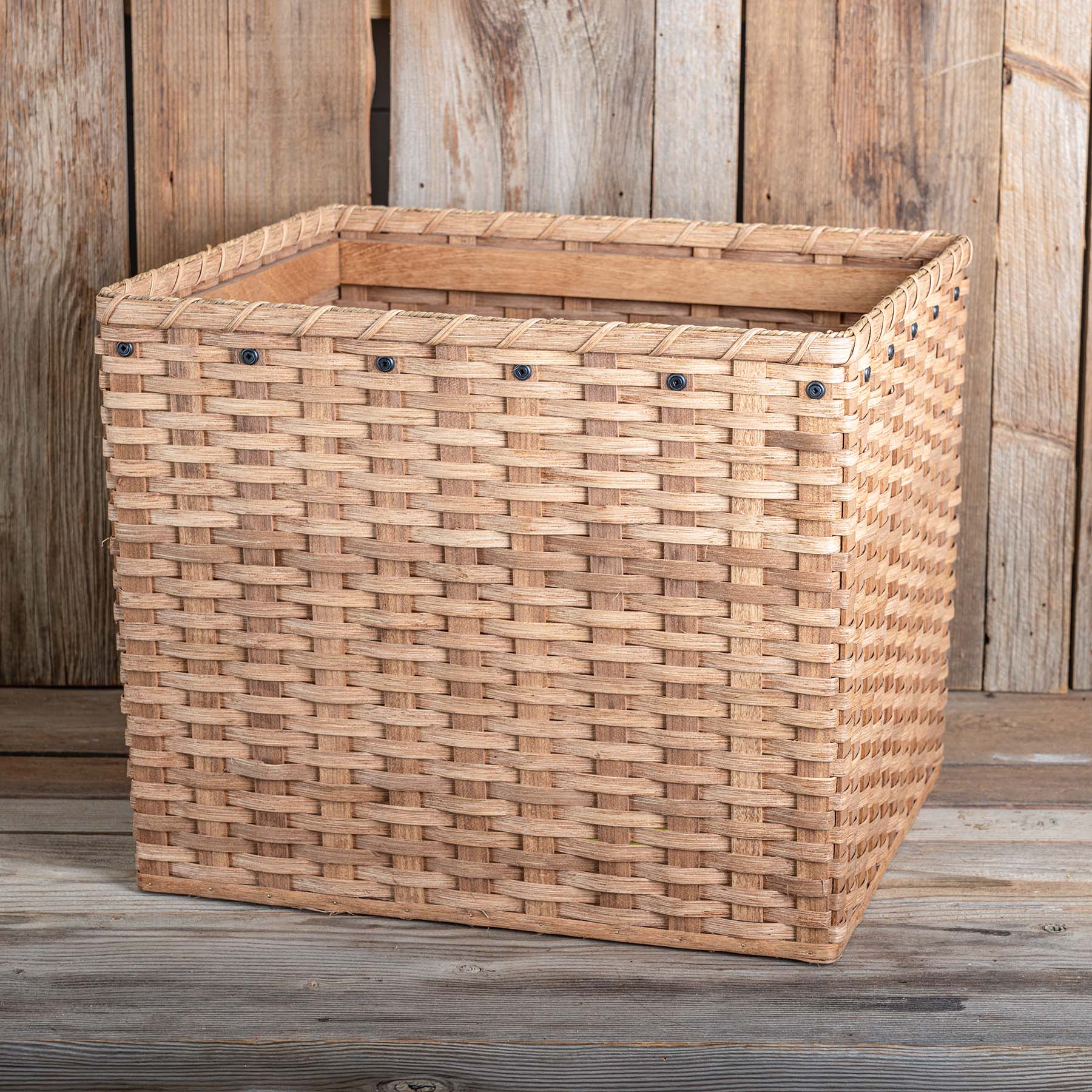 SALE! 22" x 19" x 18" Tall Amish Handmade Rectangle Basket w/Frame